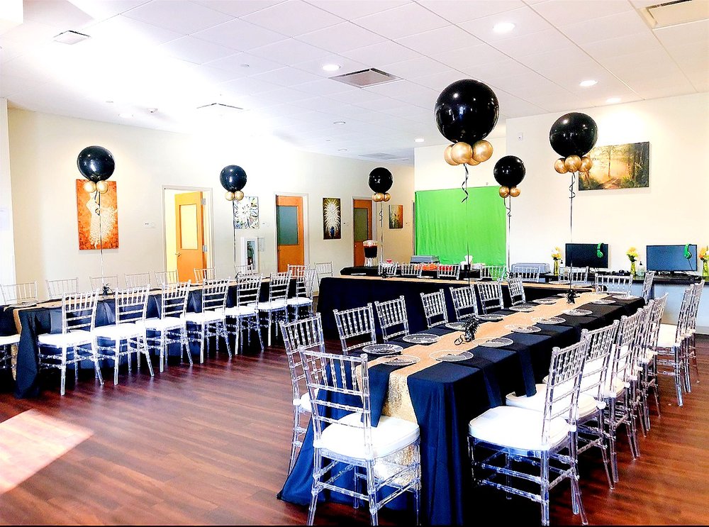 Sitting Pretty Event Rental