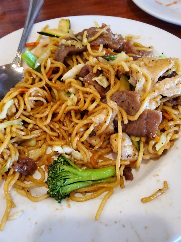 Pacific Express Asian Bistro