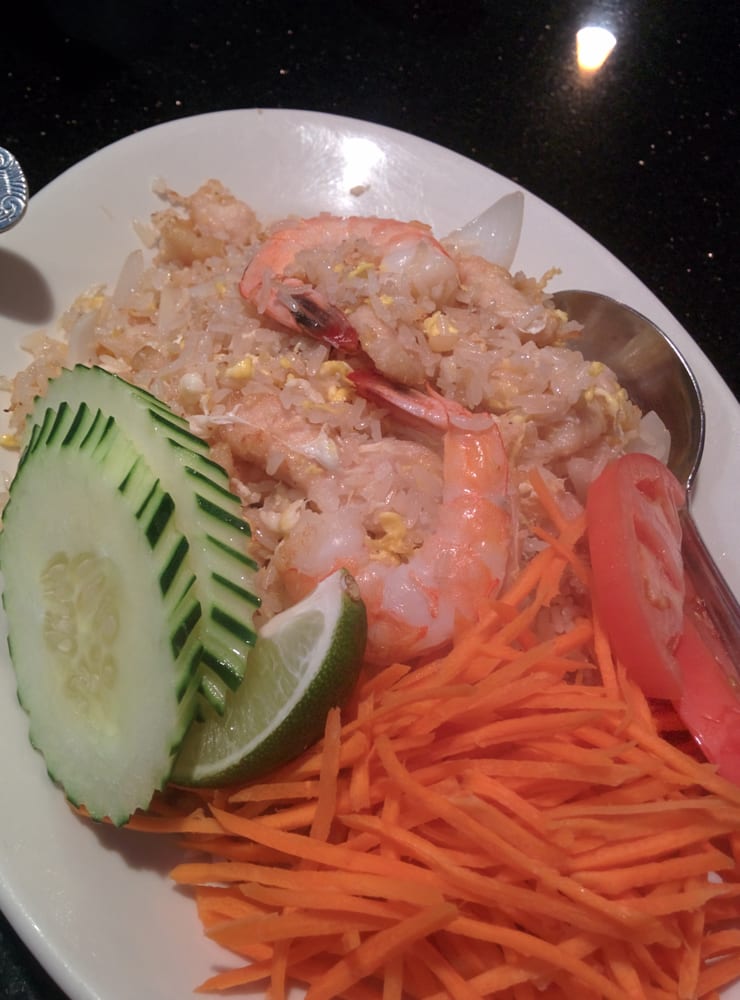 Sawan Thai Kitchen 32 Reviews Thai 4765 Lynwood Center Rd NE