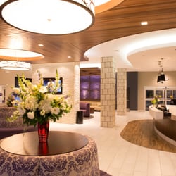 The Bluemont Hotel 47 Photos 27 Reviews Hotels 1212 Photo Of The Bluemont Hotel Manhattan Ks United States Lobby