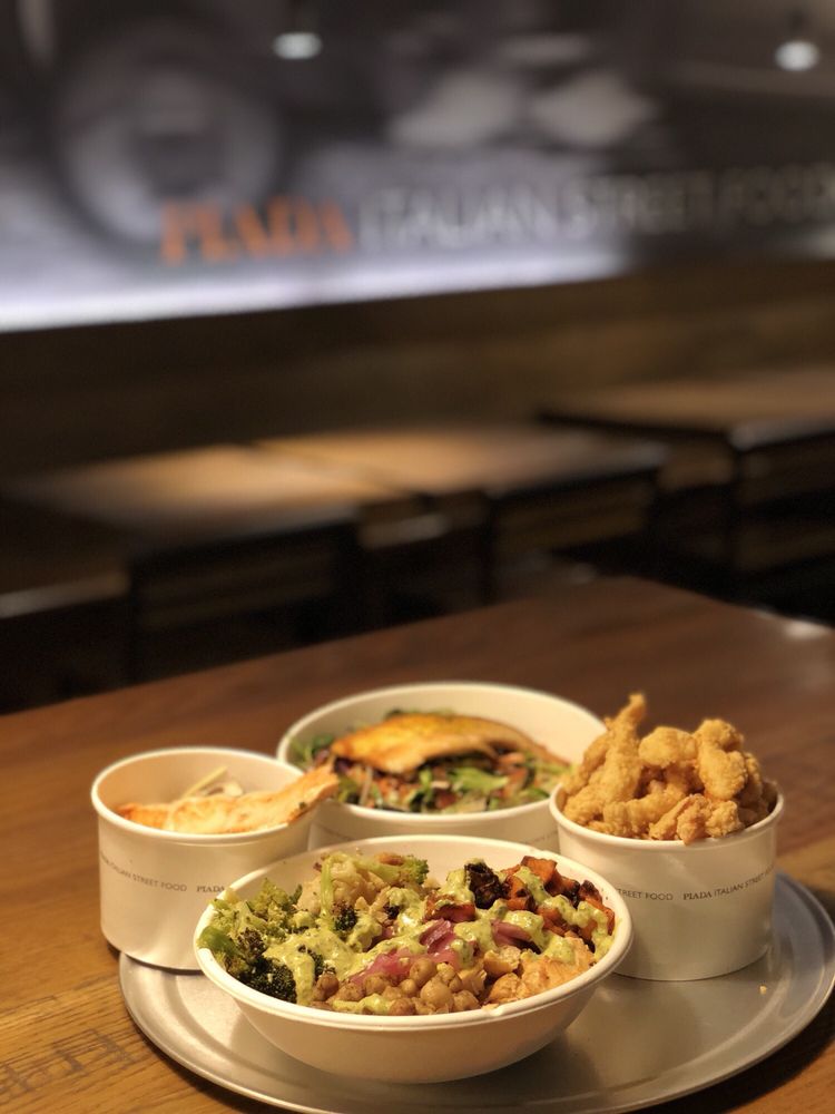Piada Italian Street Food 56 Photos & 63 Reviews Italian 2585 E