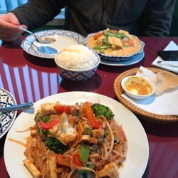 The Best 10 Thai Restaurants Near Salad Restaurant In Oakville Salad Thai Restaurant