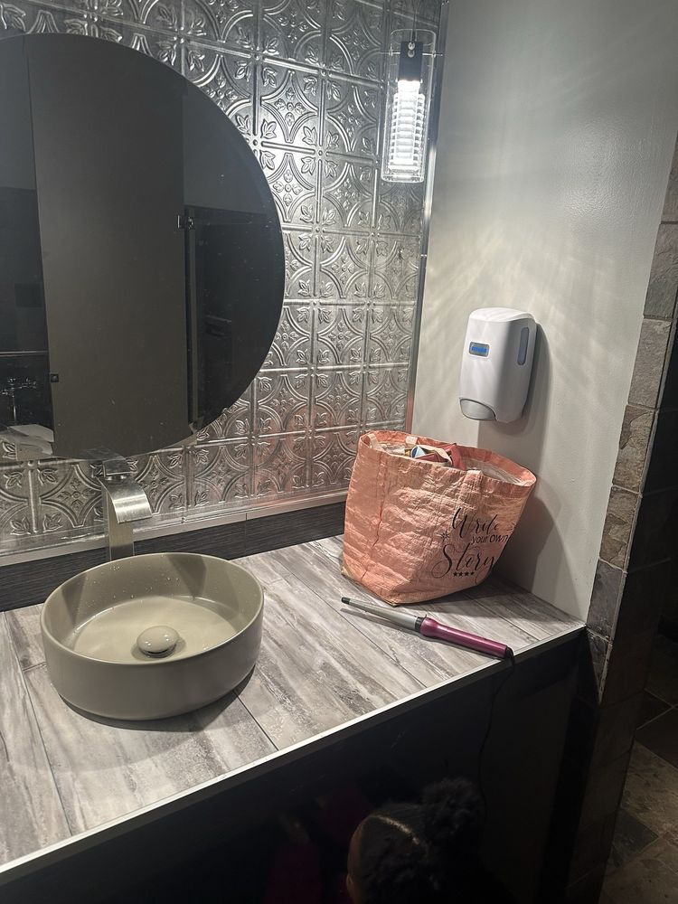 Kream Tapas Bar and Grill