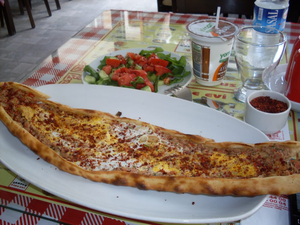 Samsun Pide Evi Turkish Kazim Dirik Cad. 159 Sok. No 33 / A, İzmir