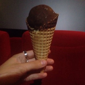 Watch Let The Right One In Online Hoyts