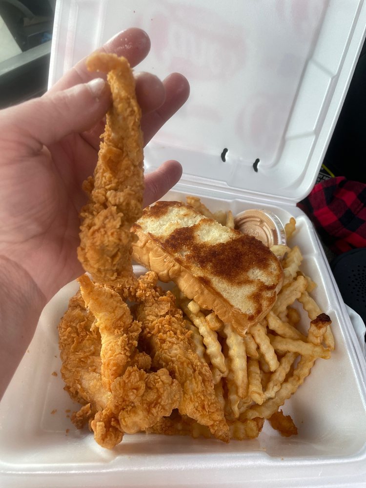 Raising Cane's Chicken Fingers, Houston Roadtrippers