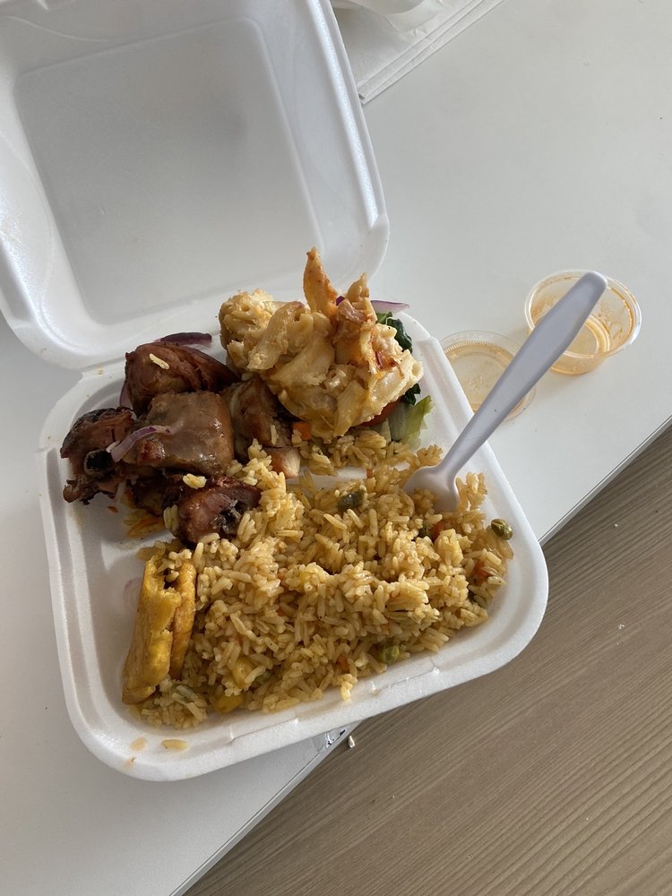Kinanm Caribbean Cuisine