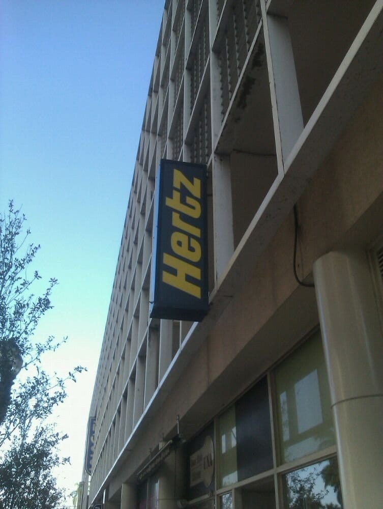 Hertz Rent A Car Closed 15 Reviews Car Rental 354 Se 1st