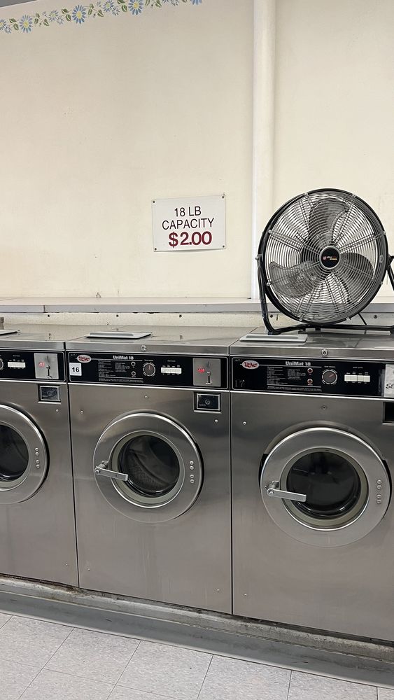 Spinners Laundromat