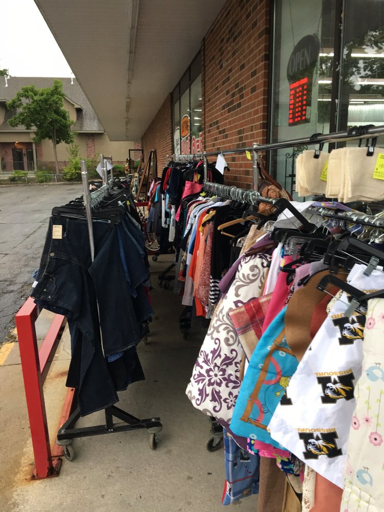 Red Racks Thrift Store 10 Photos & 12 Reviews Thrift Stores 203
