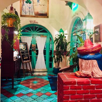 The Chili Pepper 491 Photos 661 Reviews Mexican 167 S Main Photo Of The Chili Pepper Orange Ca United States