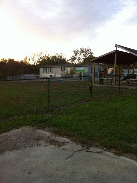 Winding River Kennel Lc Pet Sitting 1101 E Blue Ridge Blvd, Kansas