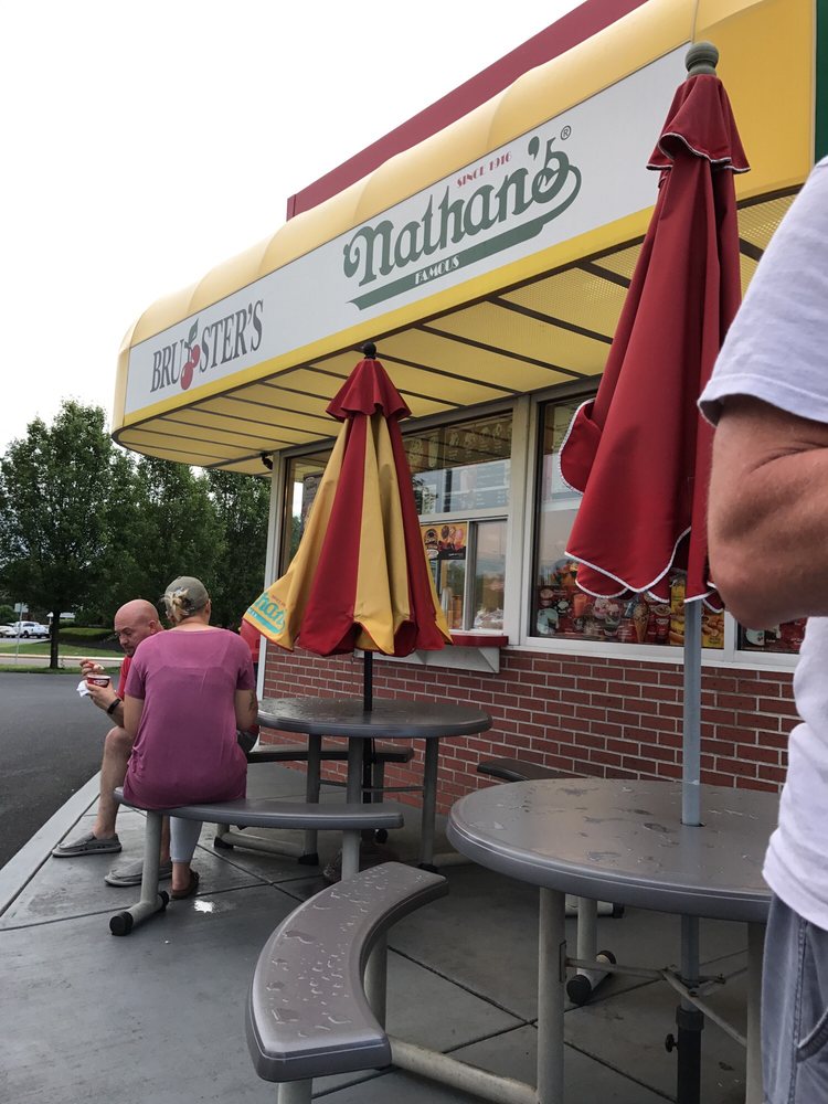 Bruster's Real Ice Cream