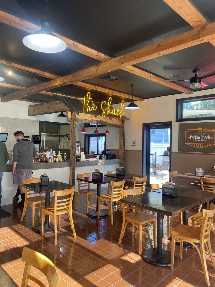 Pattie Shack, Plymouth Roadtrippers