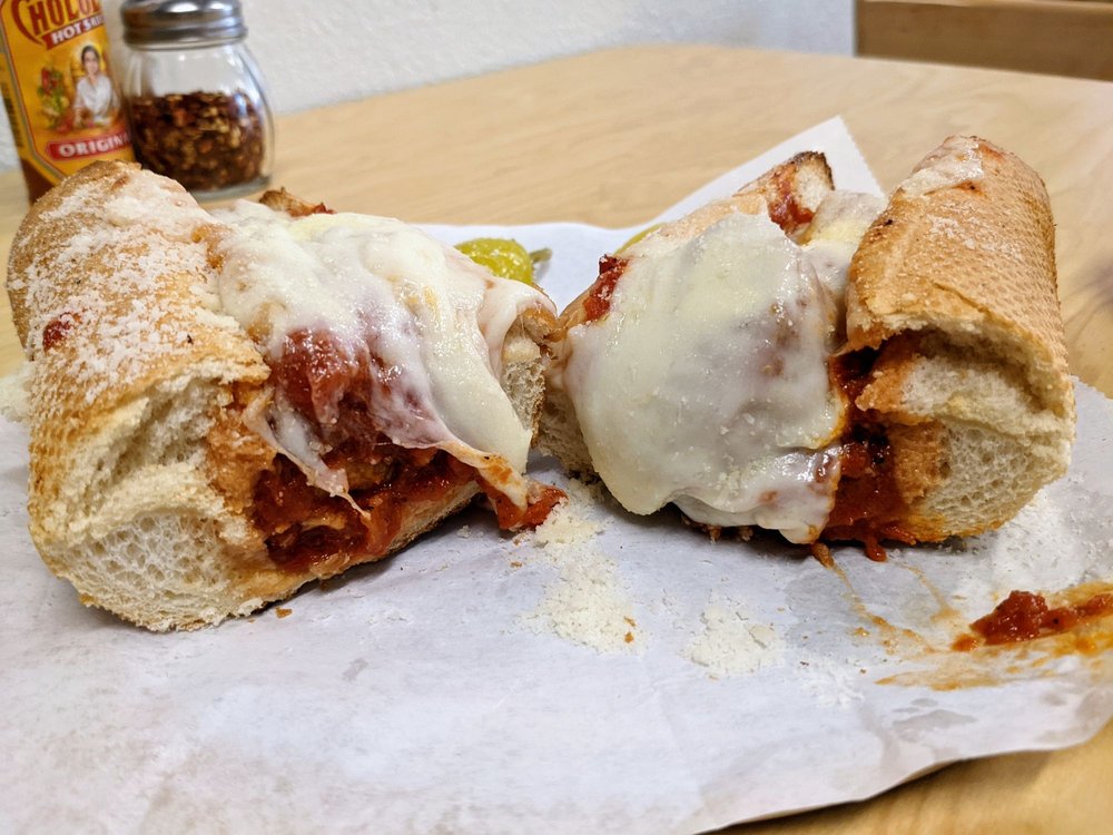 Rogers Pizzerolo Italian Grill