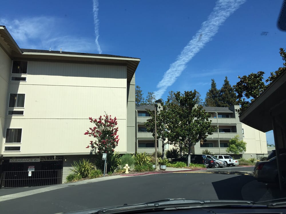 Springwood Apartments 18 Photos & 22 Reviews Apartments 2270 Homestead Ct Los Altos, CA