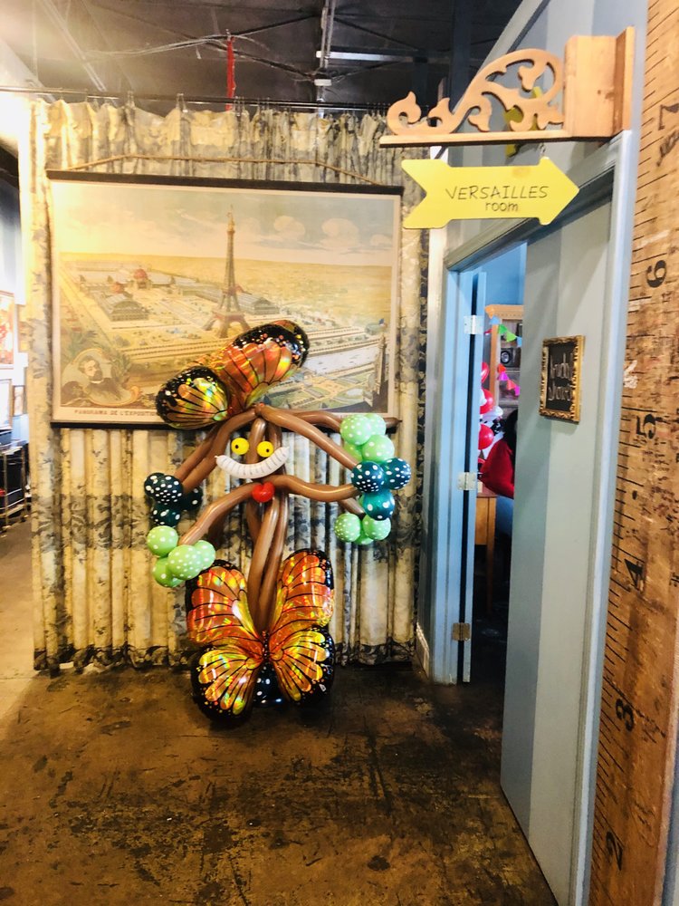 Made Ya Look Balloons