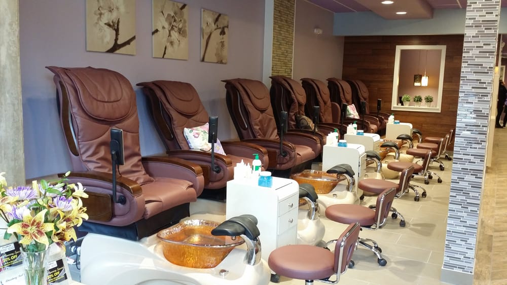 Broadway Nail Spa 46 Photos & 70 Reviews Makeup Artists 619 S