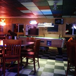 Full Throttle Bars 15875 Shipman Rd Carlinville Il Photo Of Full Throttle Carlinville Il United States Pool Table But