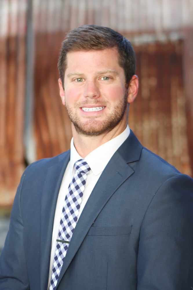 image of business Madisonville Family Dentistry - Evan Riley, DDS