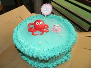 A Simple Daddydaughter Themed Lilikoi Buttercream Birthday Cake