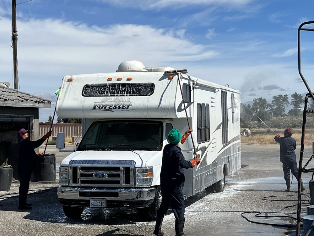 G & S Truck Wash