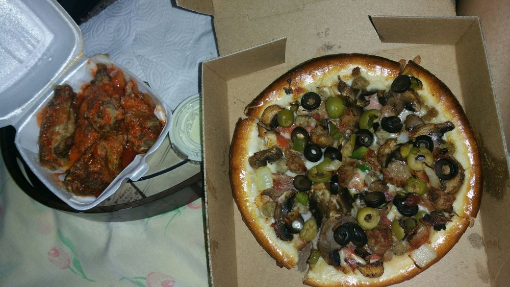 Bosses Pizza & Wings Order Online 24 Photos & 47 Reviews Chicken