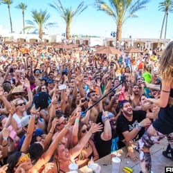 Daylight Beach Club 351 Photos 271 Reviews Dance Clubs 3950 Photo Of Daylight Beach Club Las Vegas Nv United States