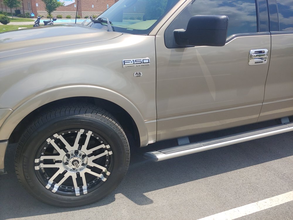 Maaco Auto Body Shop & Painting