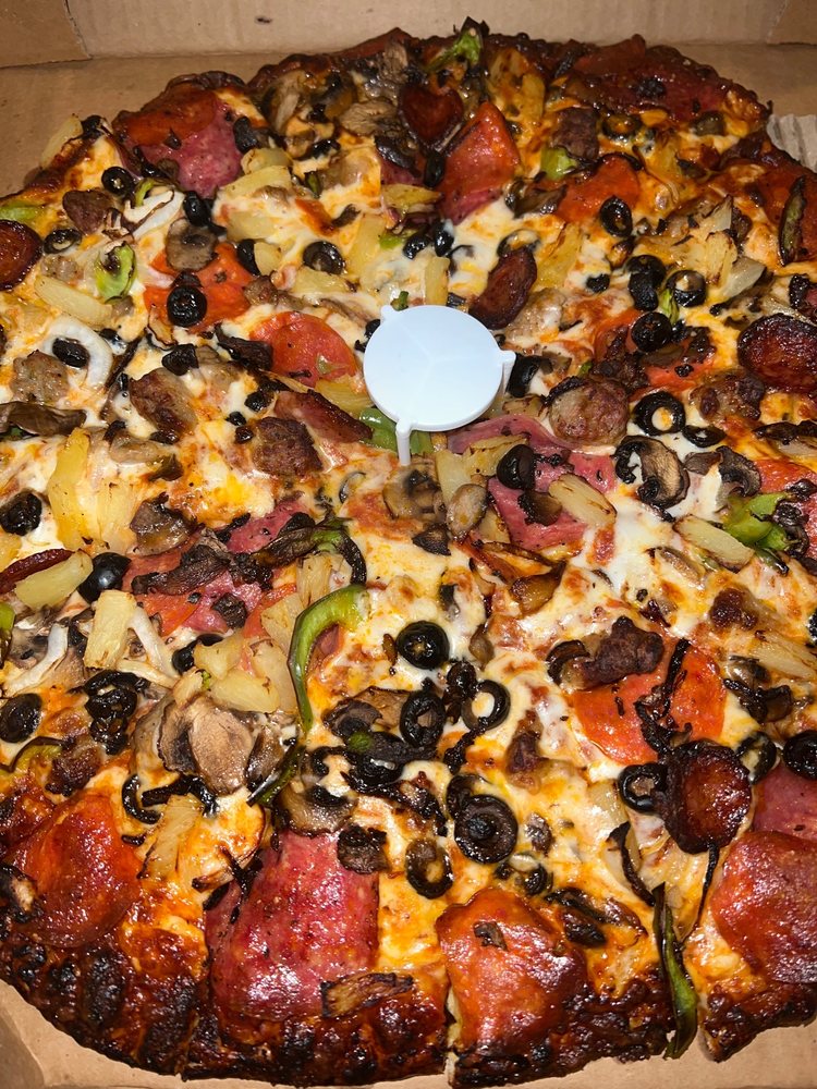 Round Table Pizza