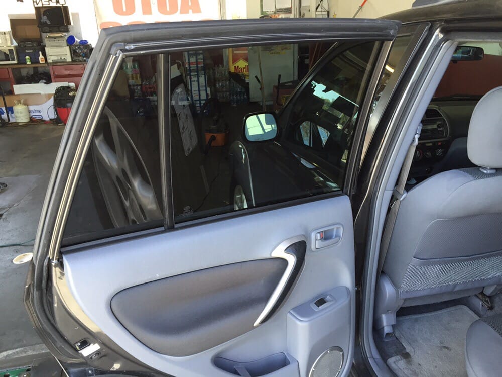 Mikes Mountain View Auto Glass 17 Photos 42 Reviews Windshield Mikes Mountain View Auto Glass 17 Photos 42 Reviews Windshield Repair Services 101 E El Camino Real Ca Phone Number