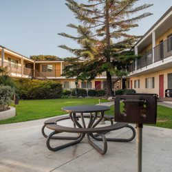Cbc And The Sweeps Apartments 34 Photos 42 Reviews Photo Of Cbc And The Sweeps Apartments Goleta Ca United States