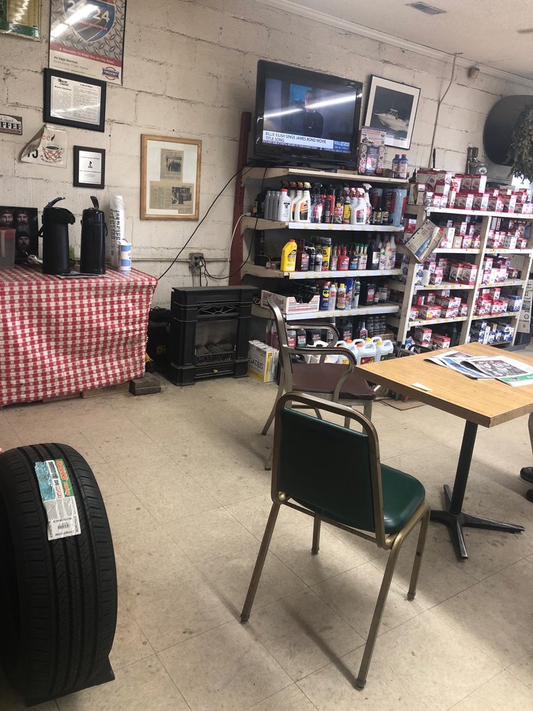 Ernie Lee's Service Center