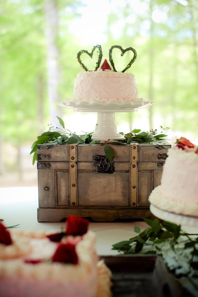 Cake Art By Cynthia Bertolone - Bakeries - 2154 Pelham ...