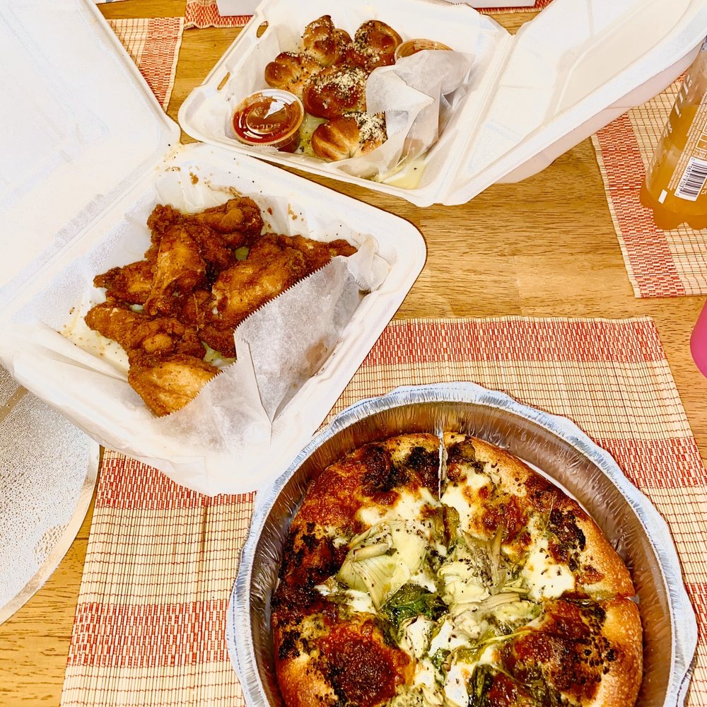 Mineo's Pizza & Wings
