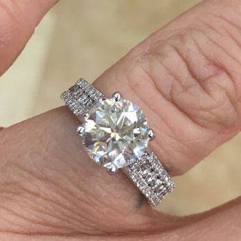 Happy Jewelers - 245 Photos & 347 Reviews - Jewelry - 1475 S Harbor