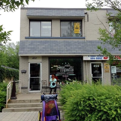 Boulangerie Miss Manitts Bakery