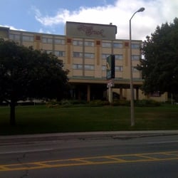 Quality Hotel Royal Brock Closed Hotels 100 Boulevard Photo Of Quality Hotel Royal Brock Brockville On Canada The