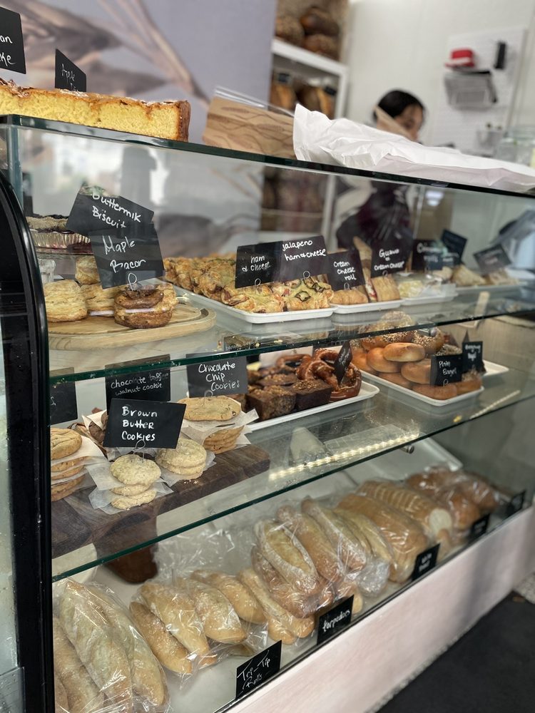 Deux Bakery