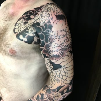triple crown tattoo parlour