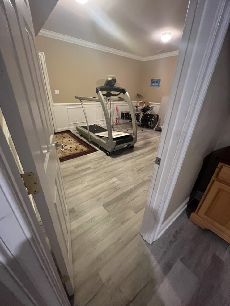 Melvin’s Floor Specialists