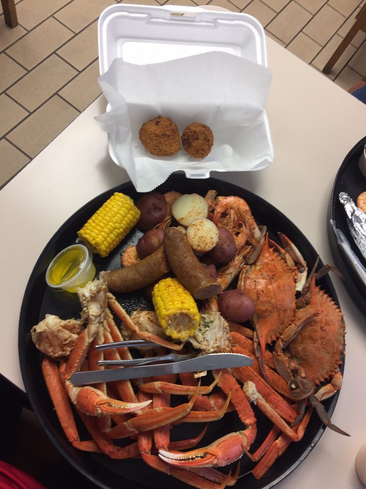 Bayou Cane Seafood Cajun/Creole 6539 W Main St, Houma, LA