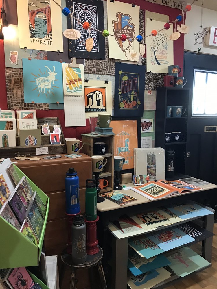 Uniquely Chic Boutique