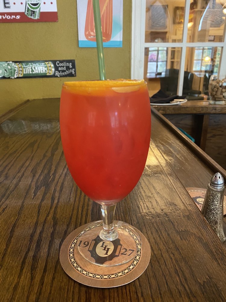 Moose & Goose Lounge