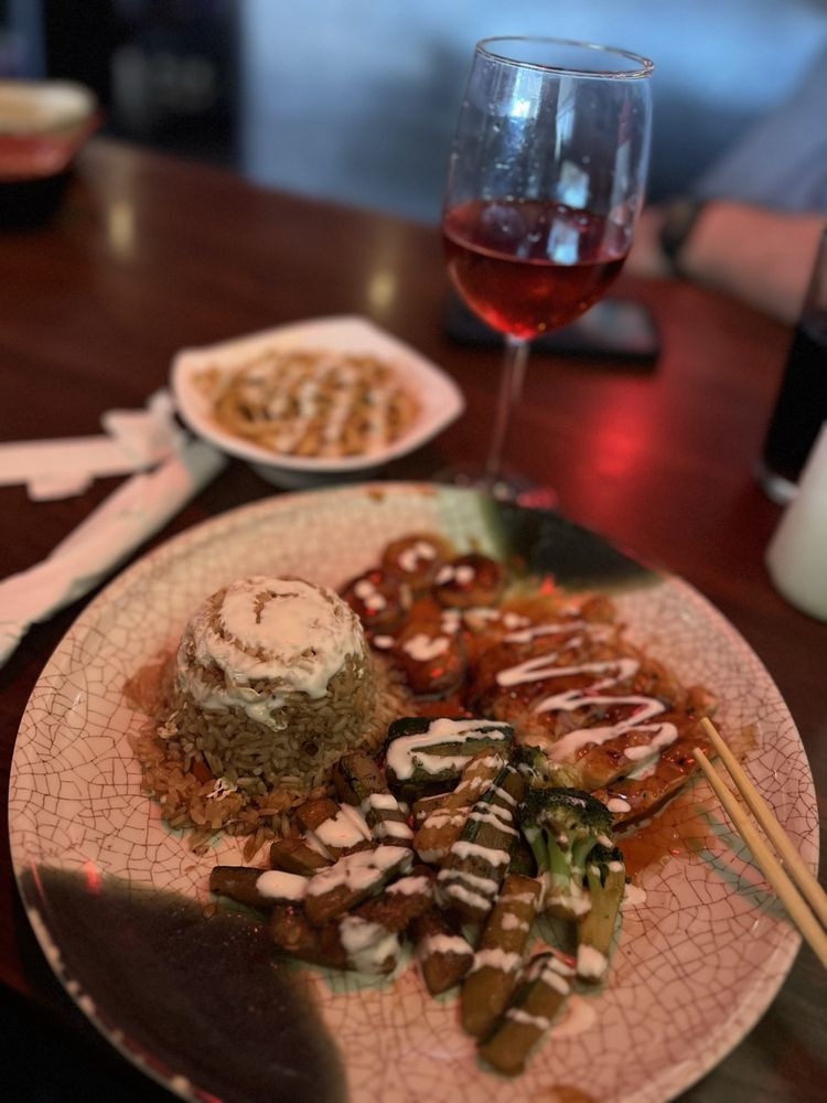 Akira Sushi & Steak House