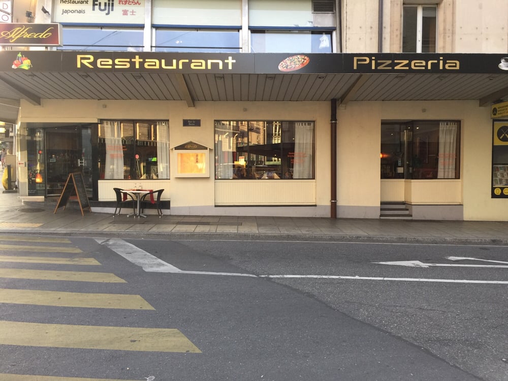 NEW Alfredo Pizza Rue de Chantepoulet 6, Geneva, Genève