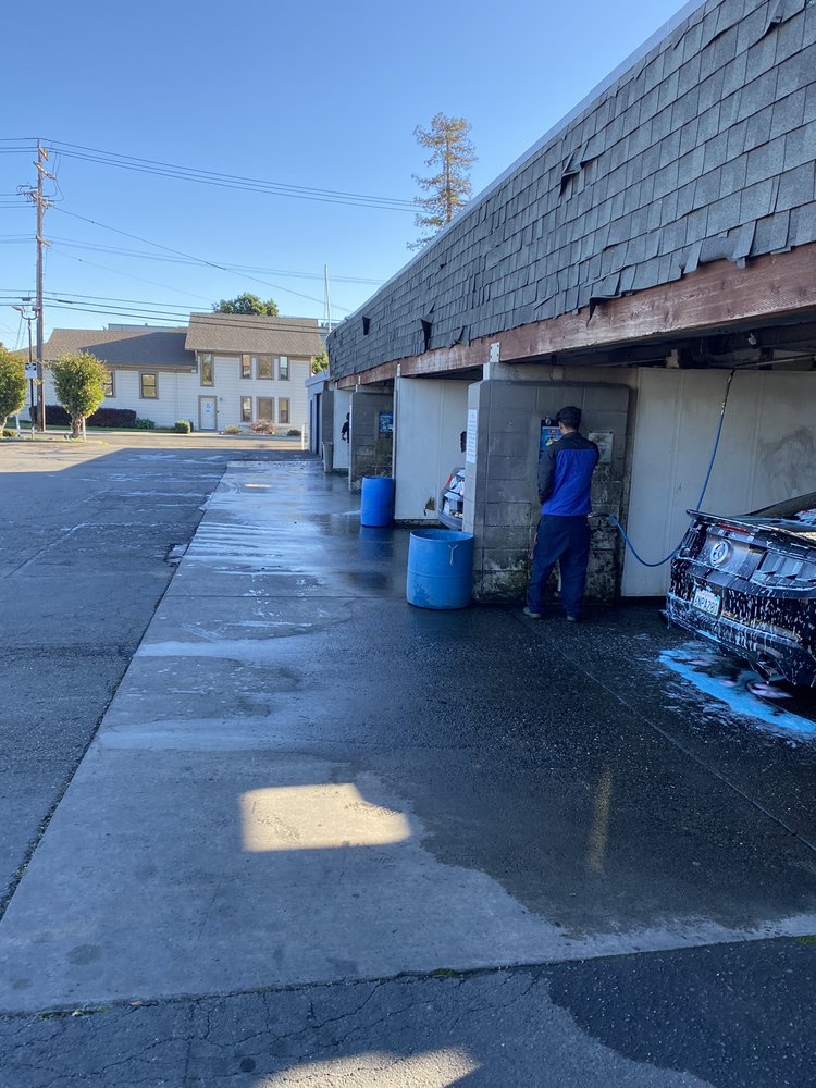 Washington Avenue Car Wash