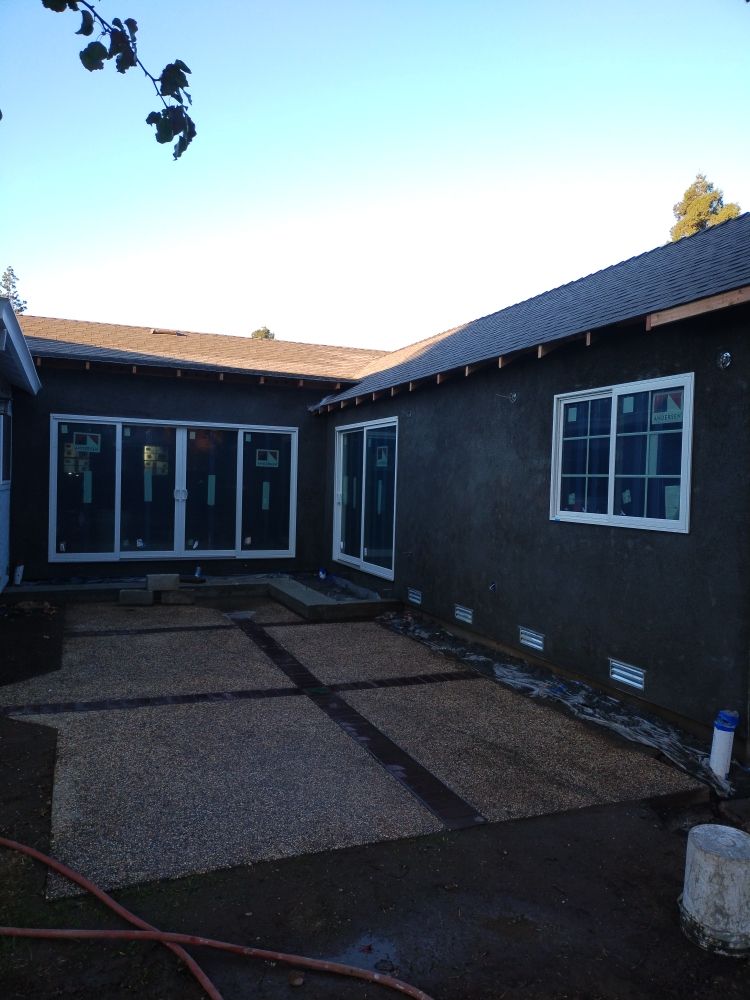 Roge Plastering and Painting