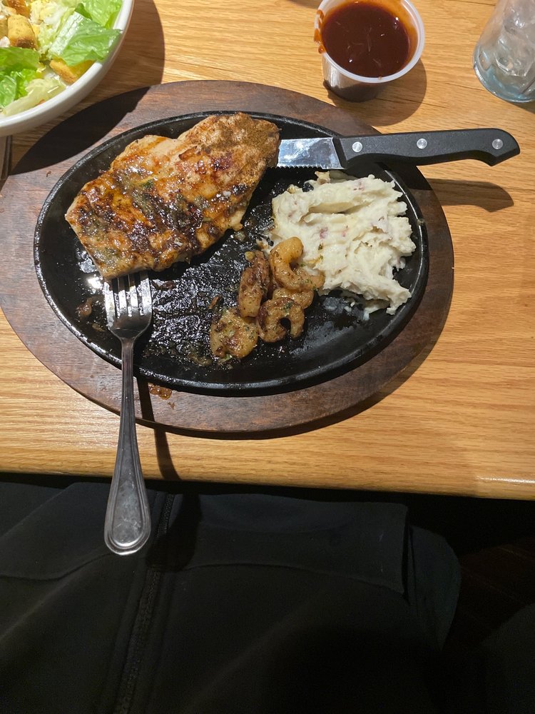 Applebee's Grill + Bar