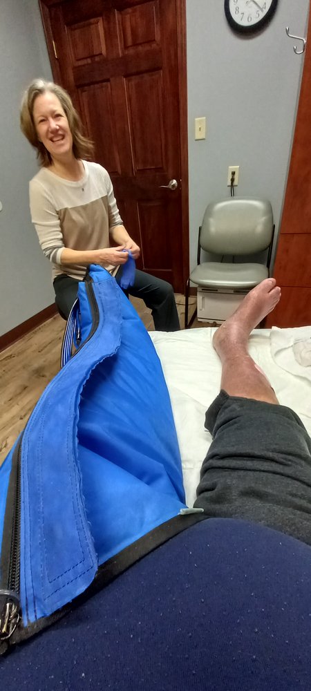 image of business Live Well Physical Therapy